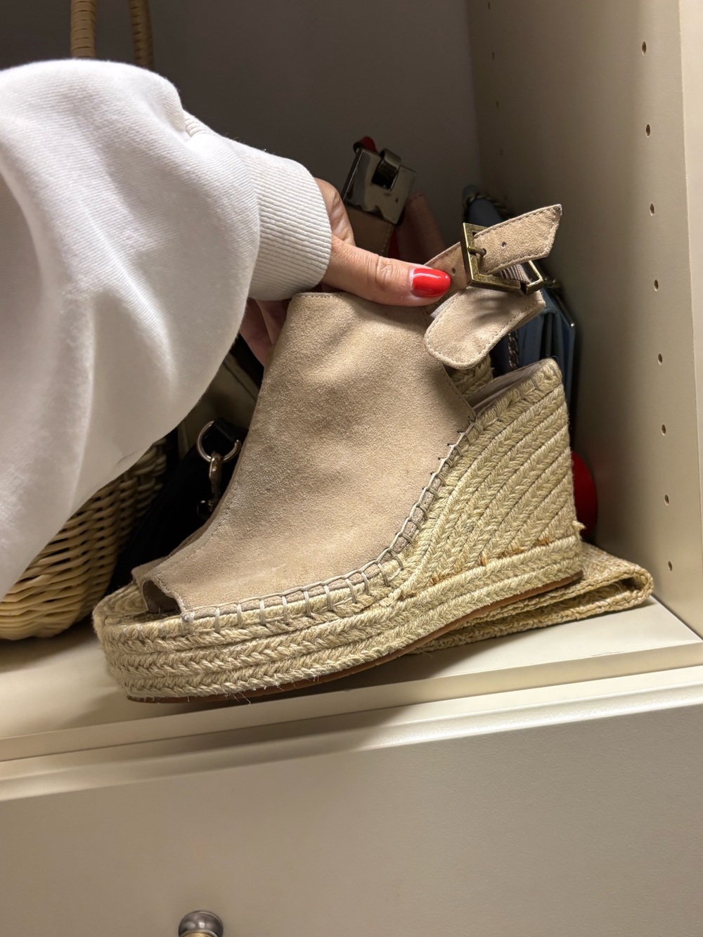 Kenneth Cole wedges